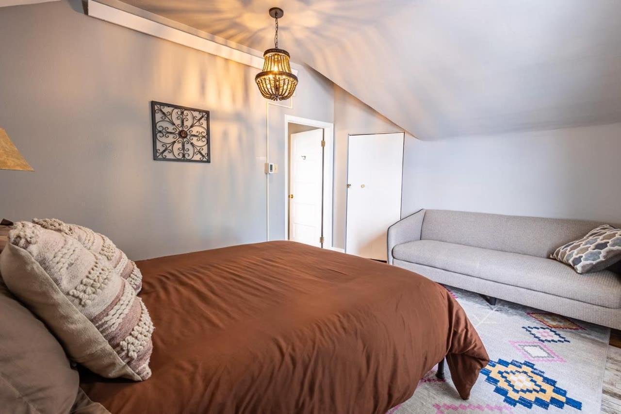 New Listing!! Bright Bohemian Stay Laramie Exterior photo